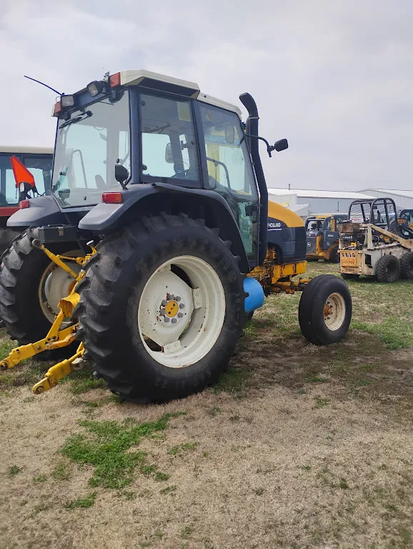 2000 NEW HOLLAND TS100