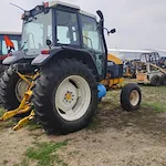 2000 NEW HOLLAND TS100