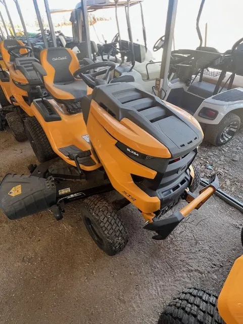 2024 CUB CADET SLX54 XT2
