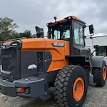  DEVELON DL220-7
