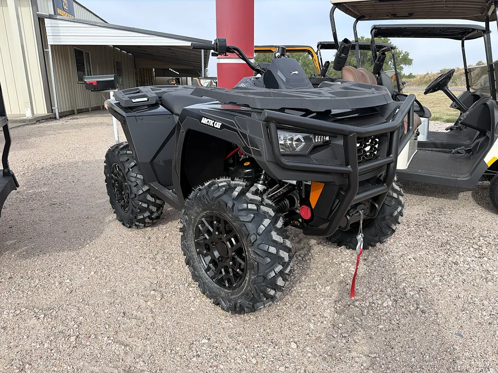 2027 ARCTIC CAT Altered 600 Limited