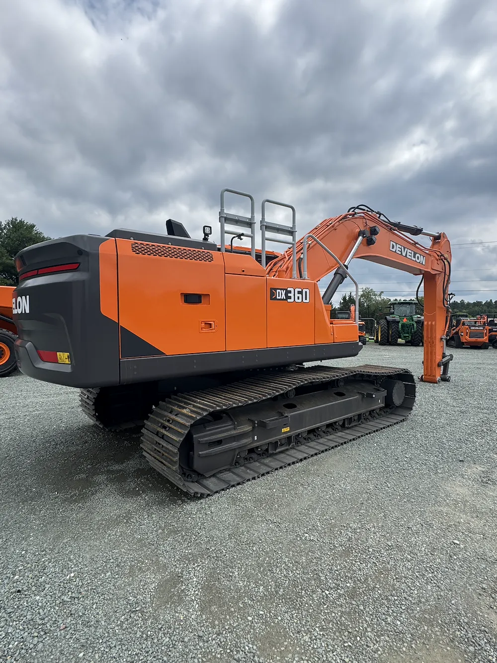  DEVELON DX360LC-9