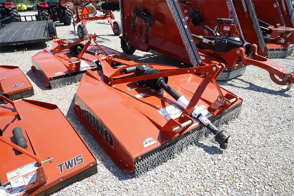 2025 RHINO TW36