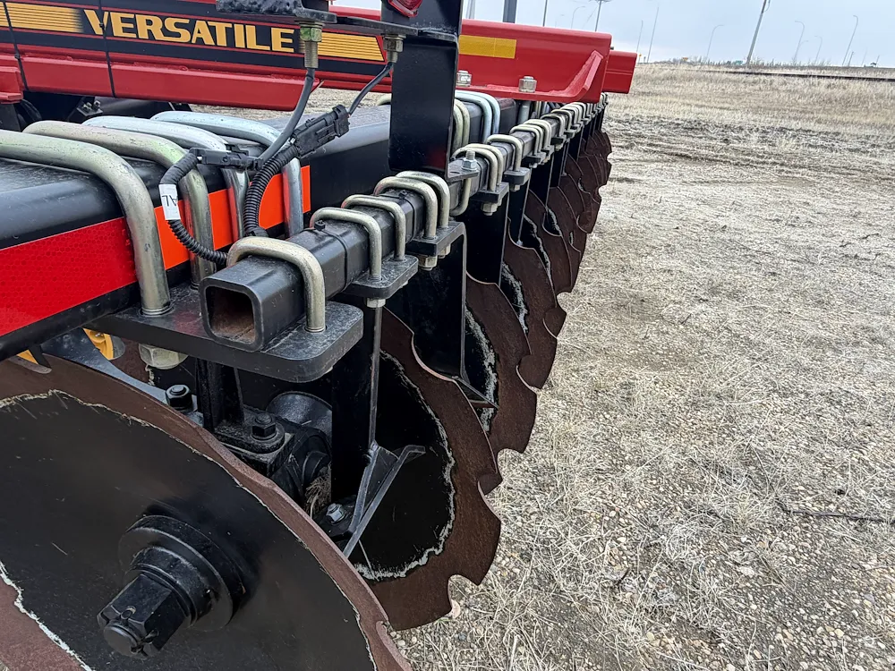 2023 VERSATILE SD650