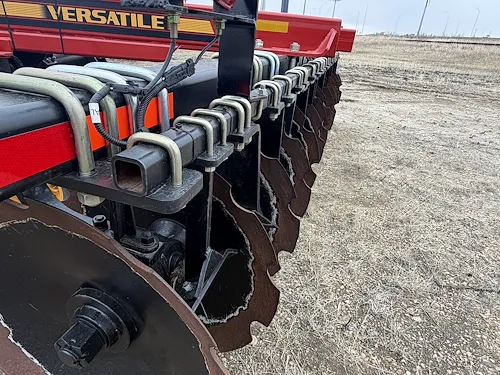 2023 VERSATILE SD650