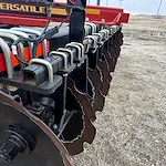 2023 VERSATILE SD650