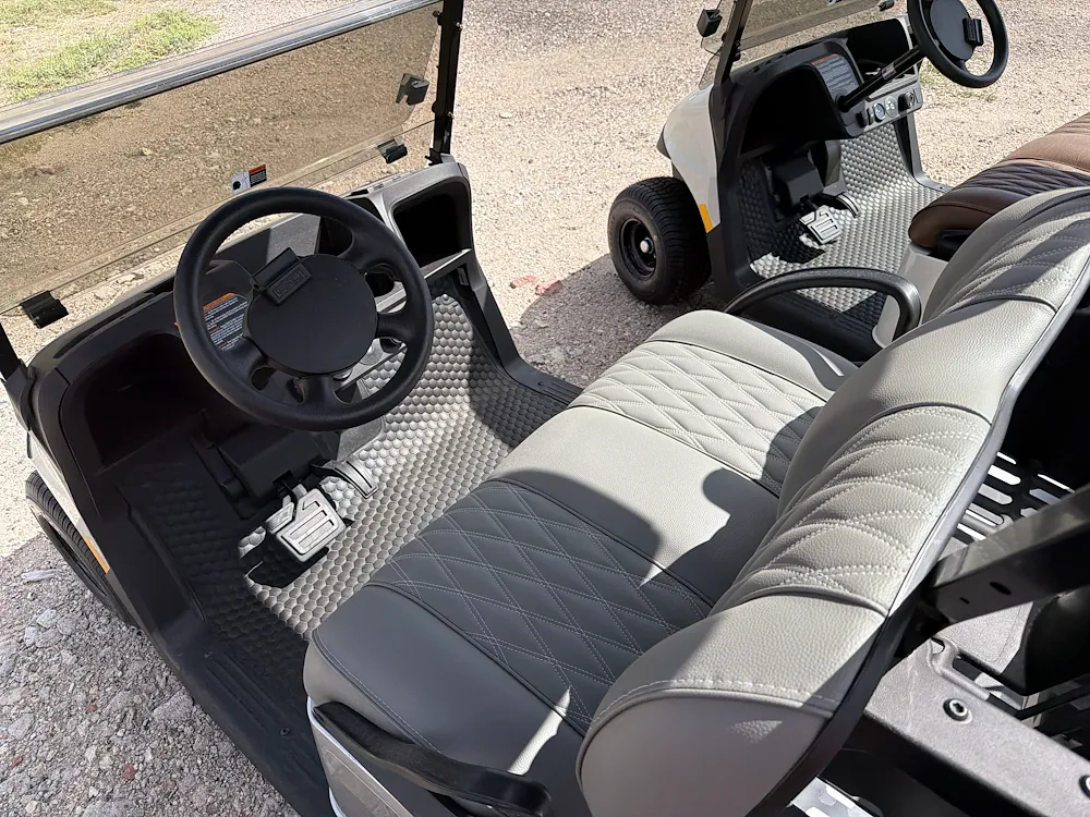 2027 E-Z-GO RXV Gas EFI