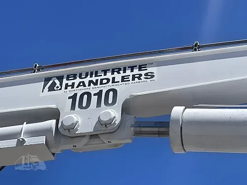 2010 FREIGHTLINER BUSINESS CLASS M2 112