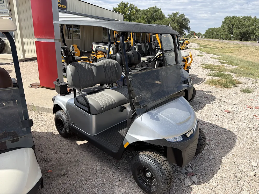 2027 E-Z-GO RXV Gas EFI