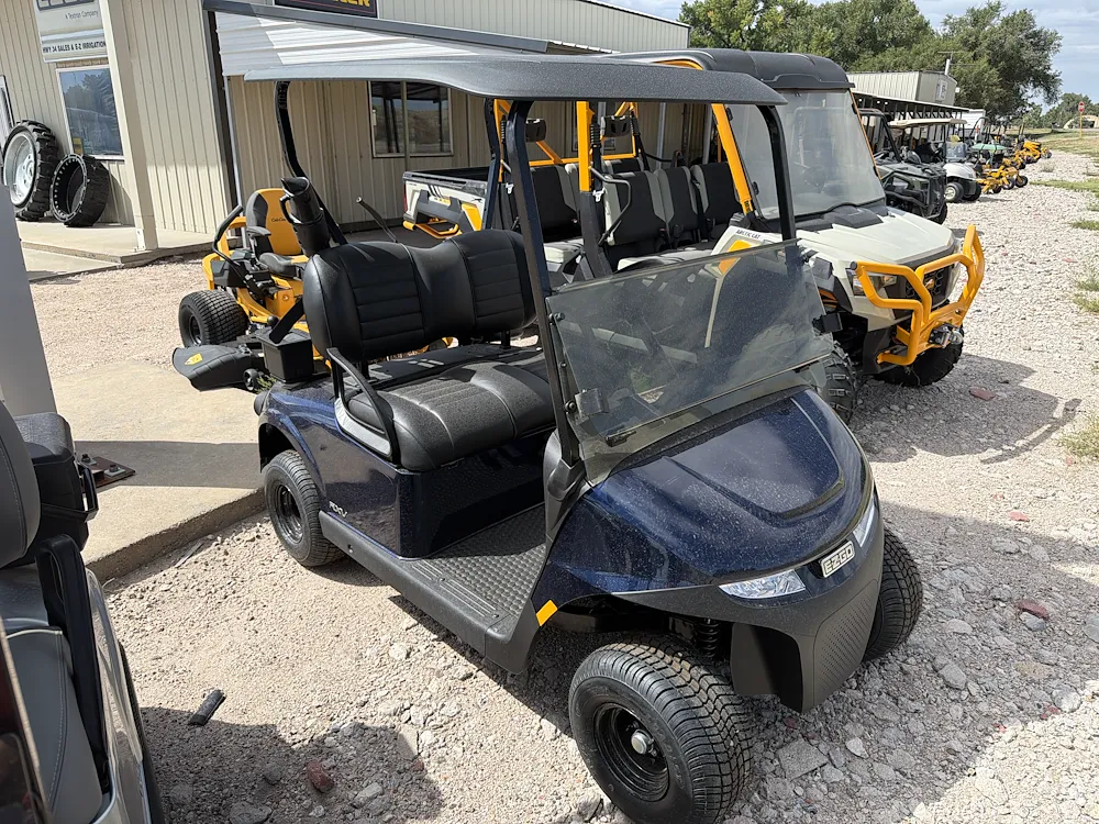 2027 E-Z-GO RXV Gas EFI