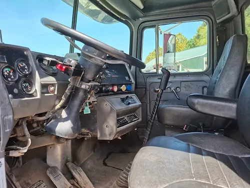 2000 MACK RD688S