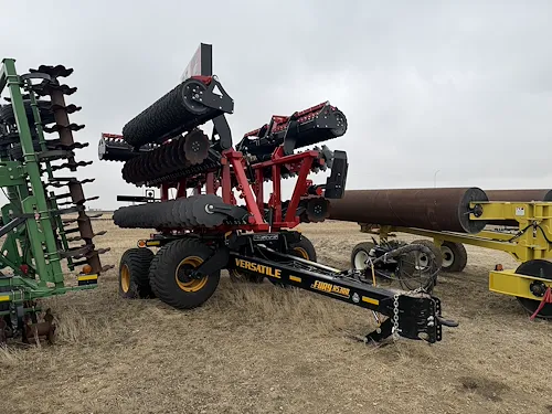 2023 VERSATILE FURY HS300