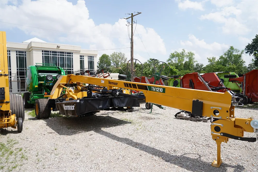 2025 VERMEER TM1210