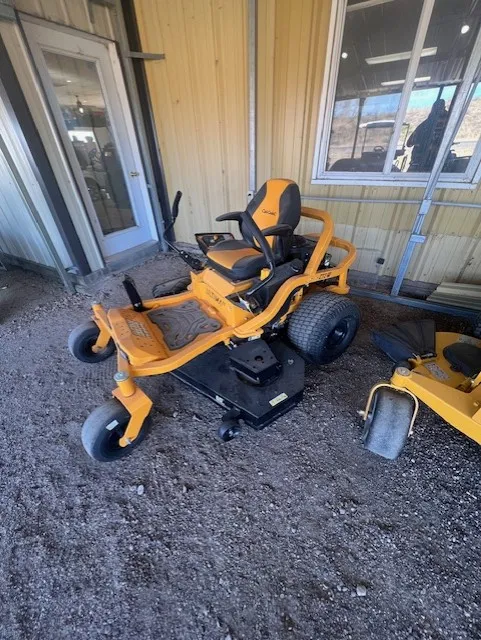 2024 CUB CADET ZT2