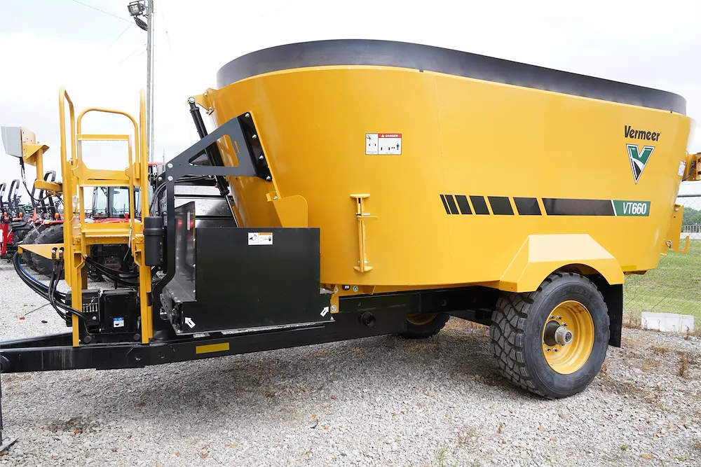 2025 VERMEER VT660