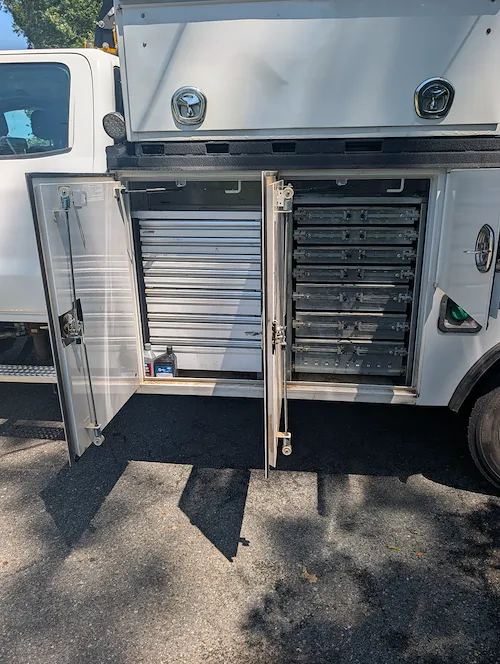 2023 CHEVROLET SILVERADO 6500HD