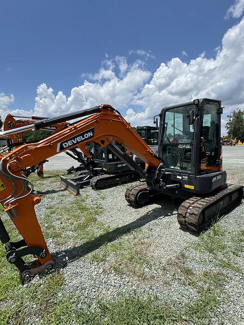  DEVELON DX50Z-7