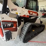 2022 BOBCAT T76