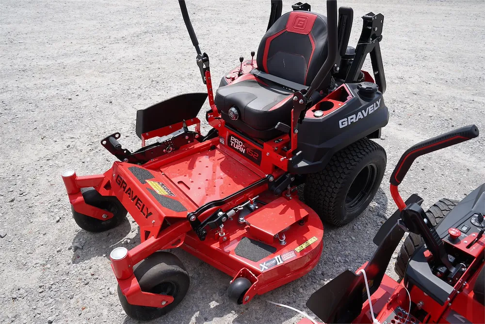 2025 GRAVELY PROTURN 152